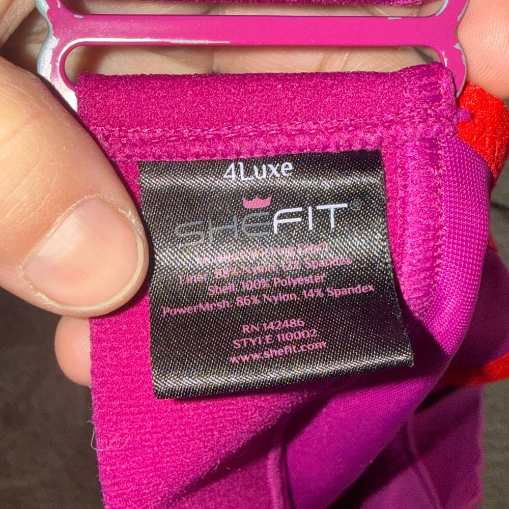 Women's Pink Sports Bra Shefit sports bra 4luxe support bra zip front adjustable - Picture 5 of 5